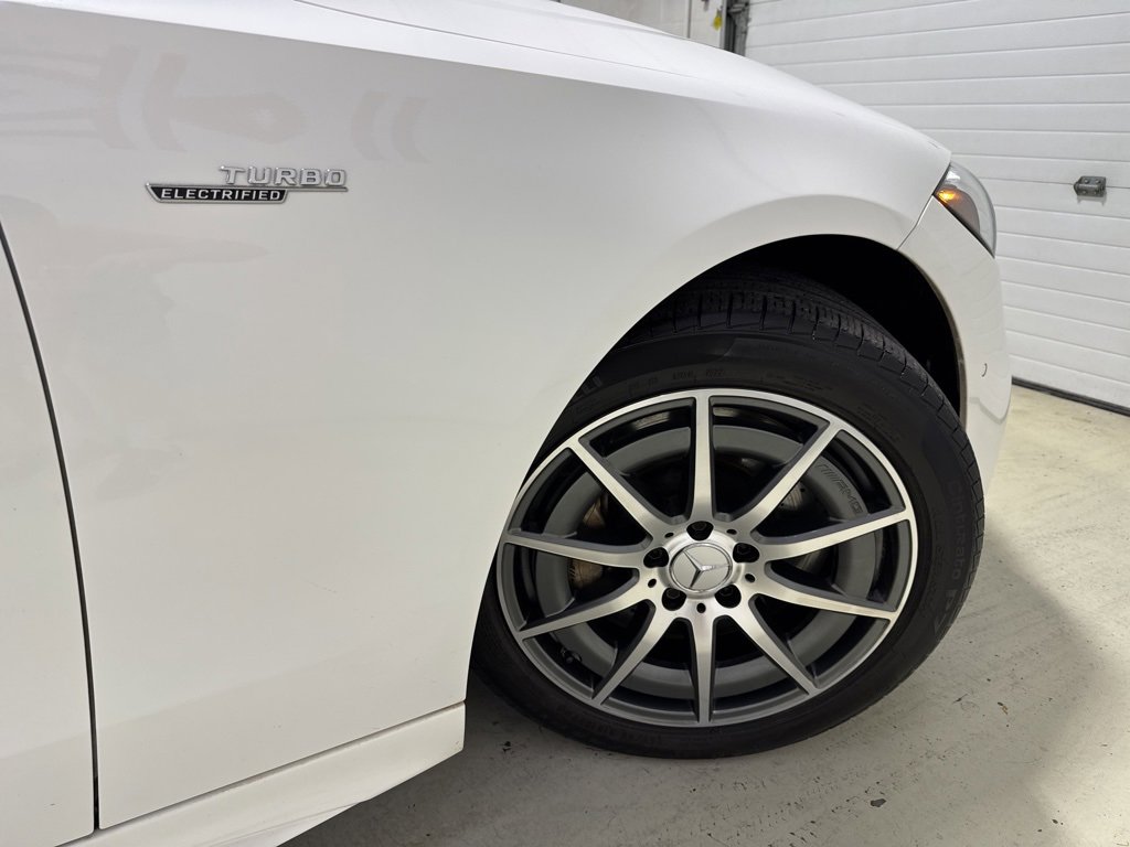 Used 2023 Mercedes-Benz C 43 AMG 4MATIC Sedan image 4