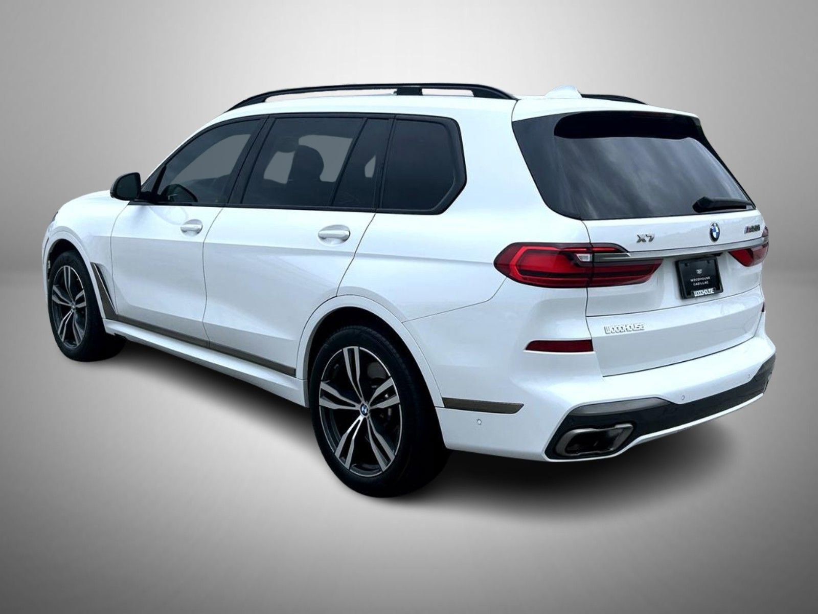 Used 2020 BMW X7 M50i w/ Dynamic Handling Package AWD/4WD image 7