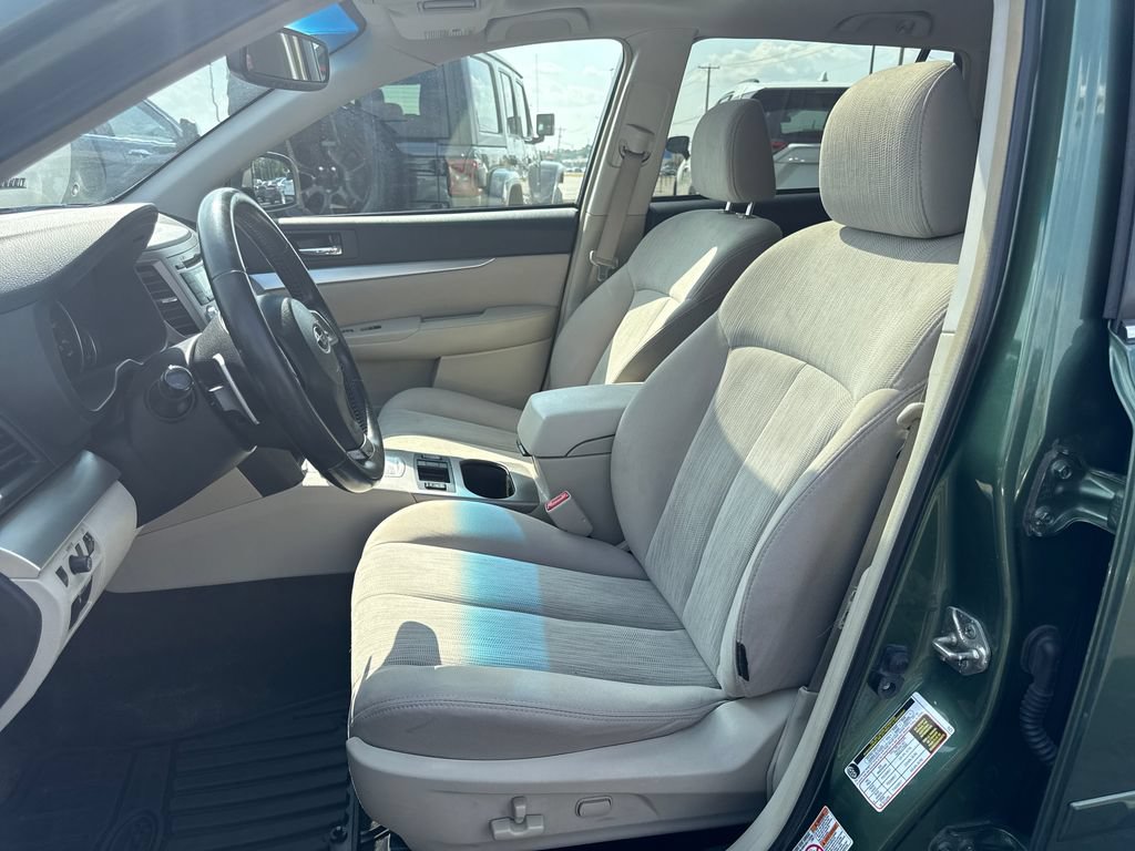 Used 2013 Subaru Outback 2.5i Premium AWD/4WD image 15