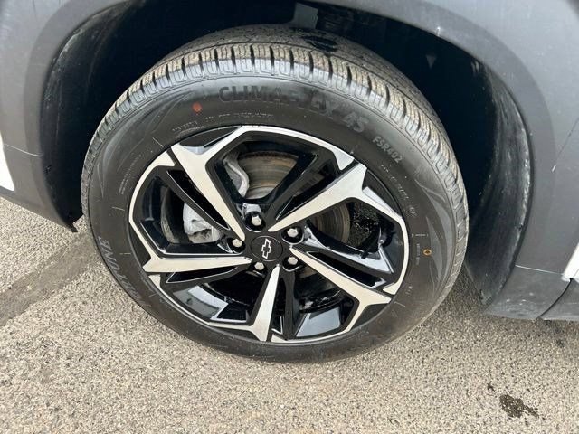 Used 2021 Chevrolet TrailBlazer RS w/ Technology Package FWD image 48