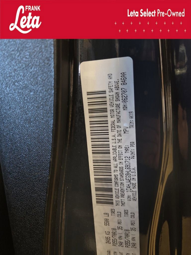 Used 2017 Jeep Wrangler Unlimited Sahara image 26