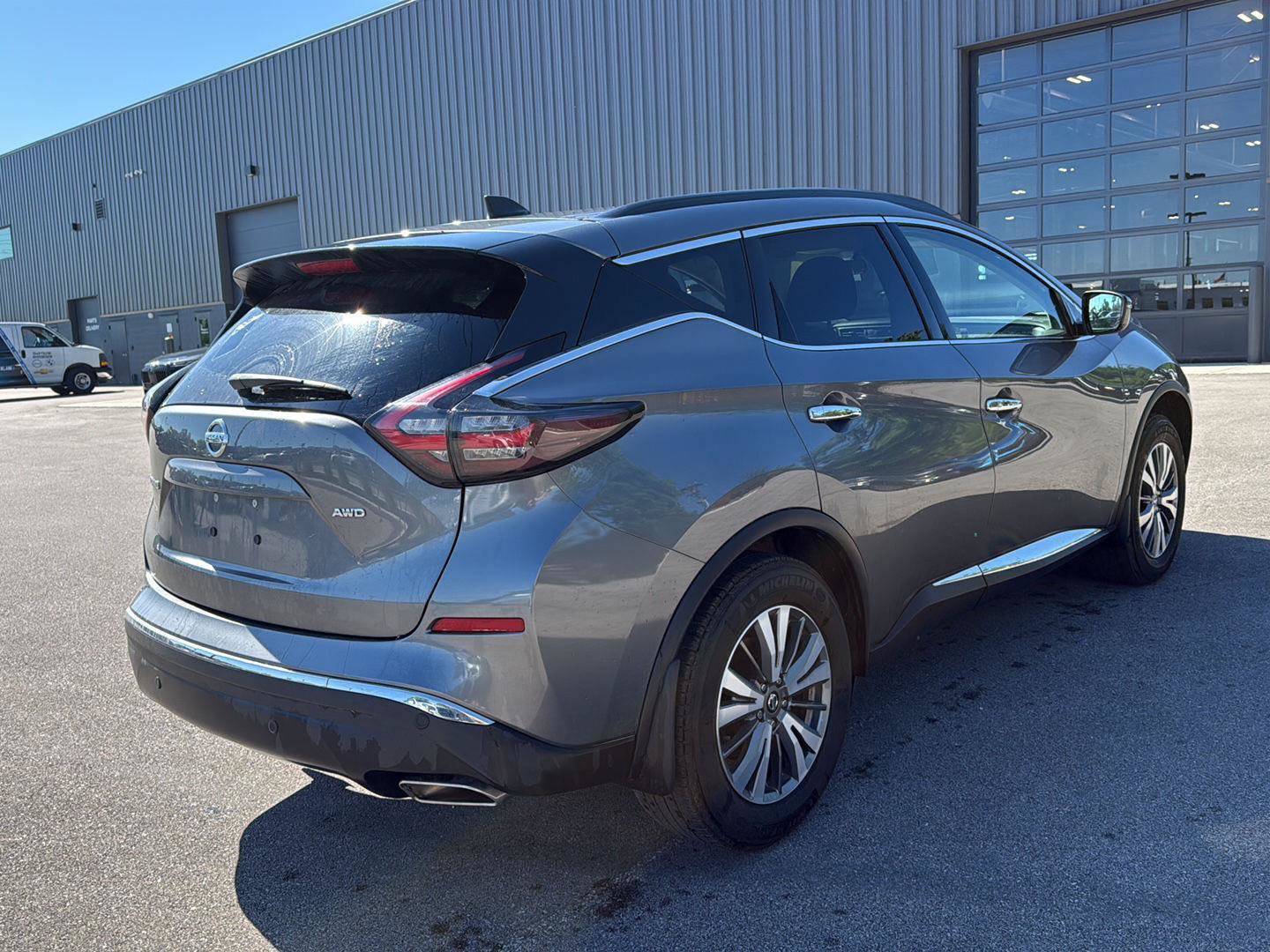 Used 2022 Nissan Murano S AWD/4WD image 3