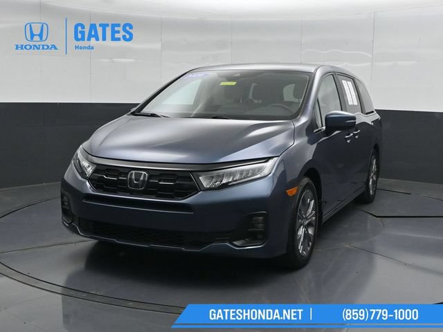 Certified 2026 Honda Odyssey Touring image 5