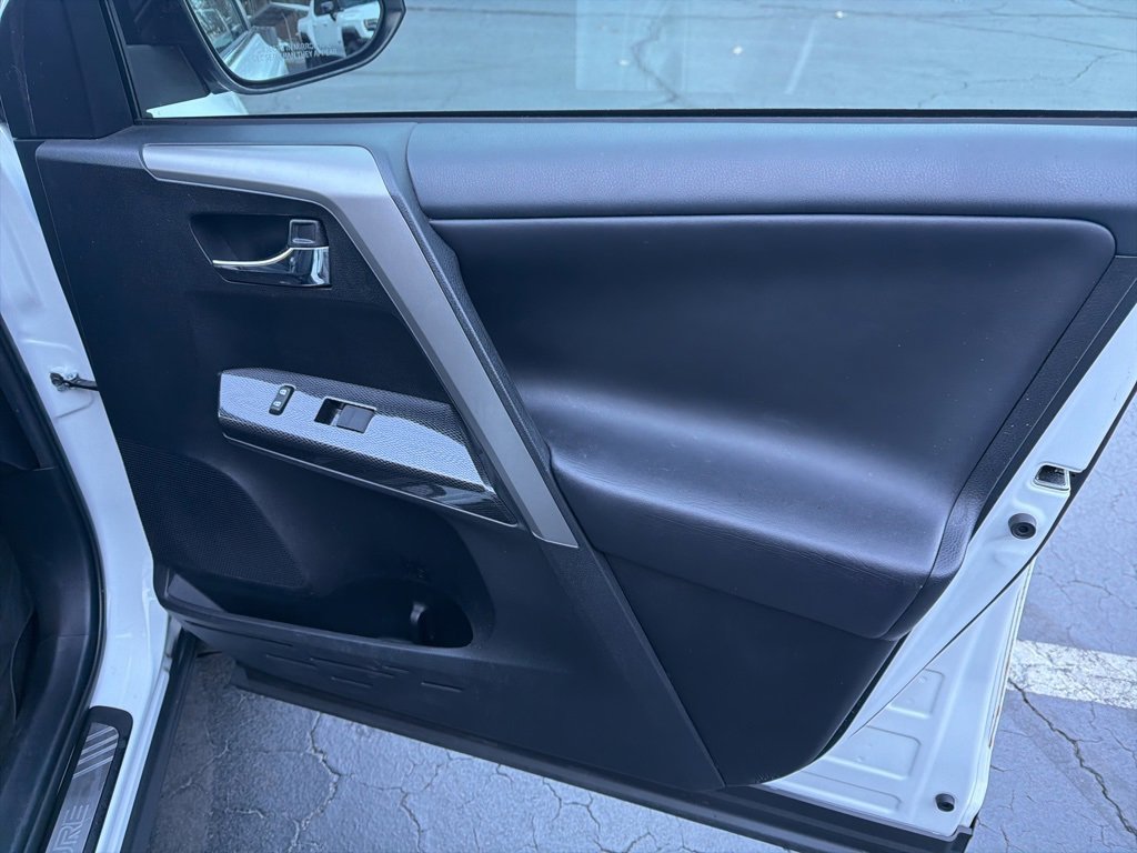 Used 2018 Toyota RAV4 Adventure image 15