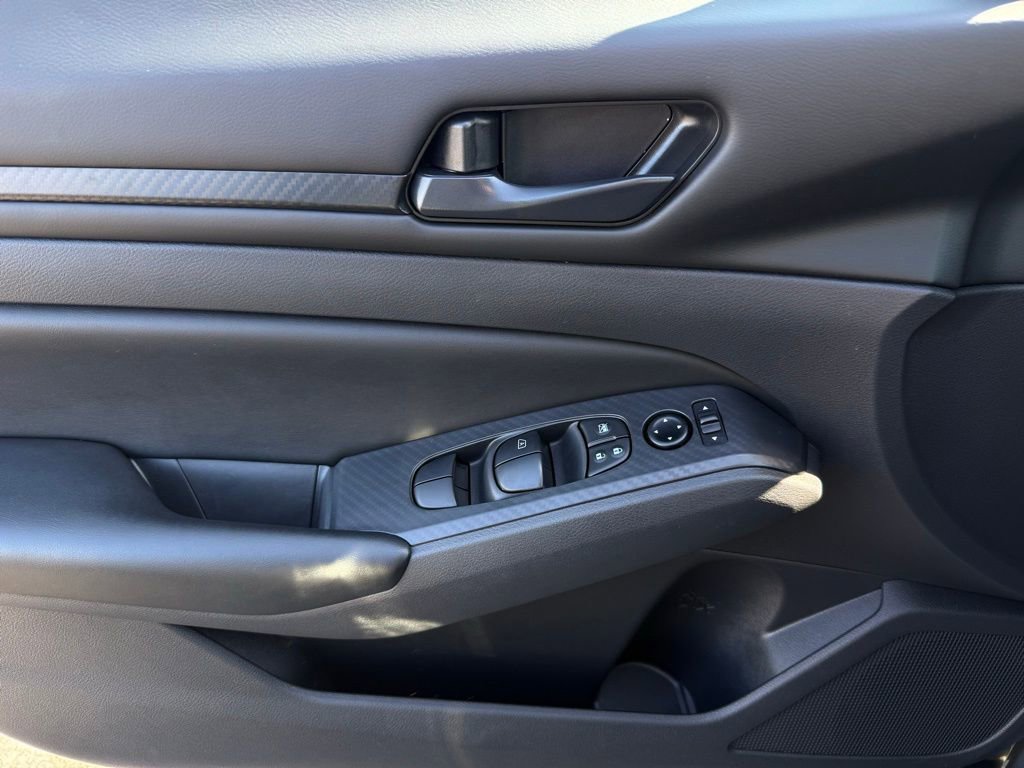 Certified 2025 Nissan Altima 2.5 S image 18