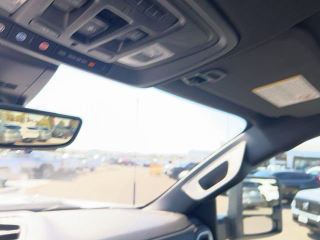 Used 2020 Chevrolet Silverado 3500 High Country image 10