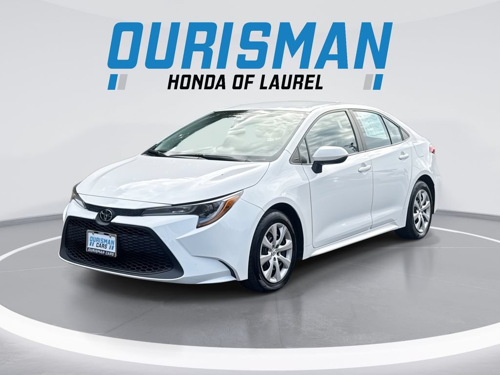 Used 2022 Toyota Corolla LE FWD image 1