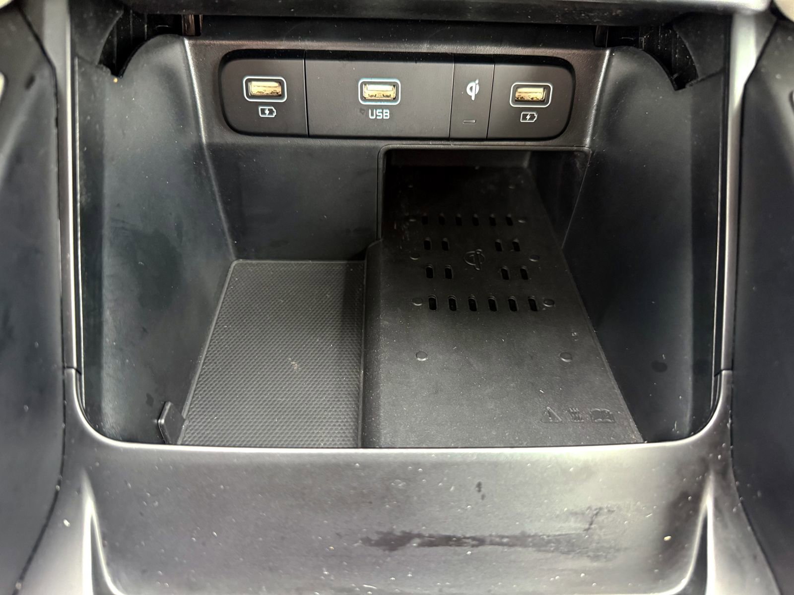 Used 2023 Kia Sorento S image 29