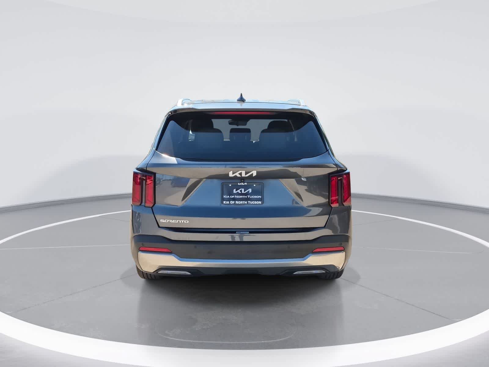 Used 2024 Kia Sorento S FWD image 7