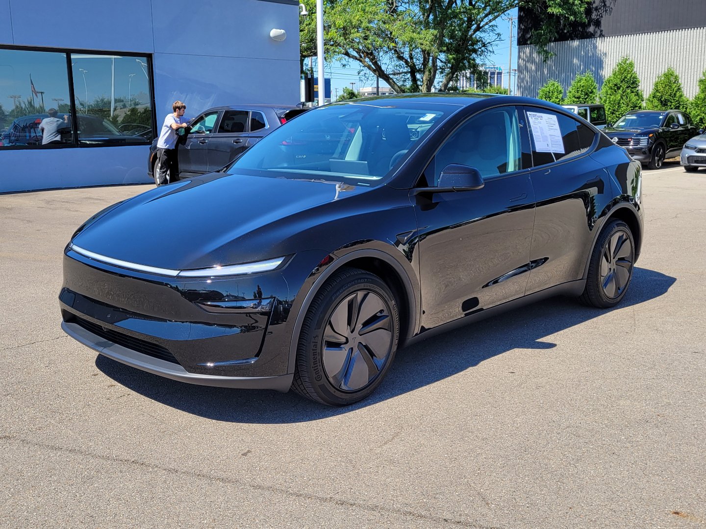 Used 2026 Tesla Model Y AWD image 2