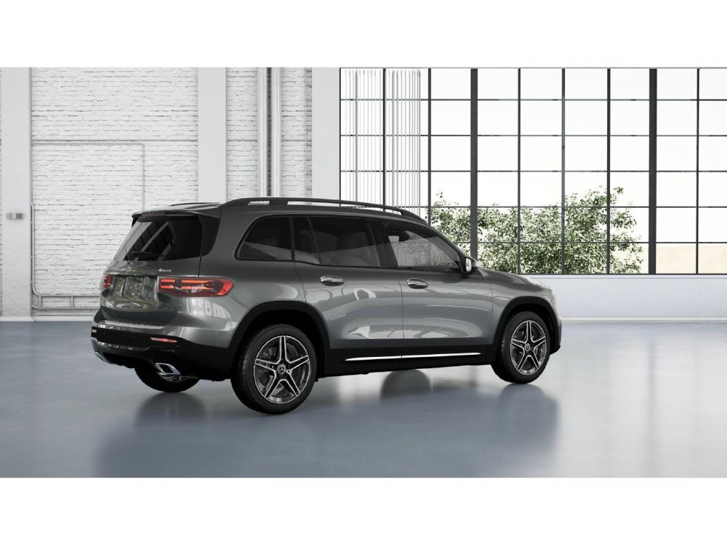 Used 2026 Mercedes-Benz GLB 250 4MATIC image 20