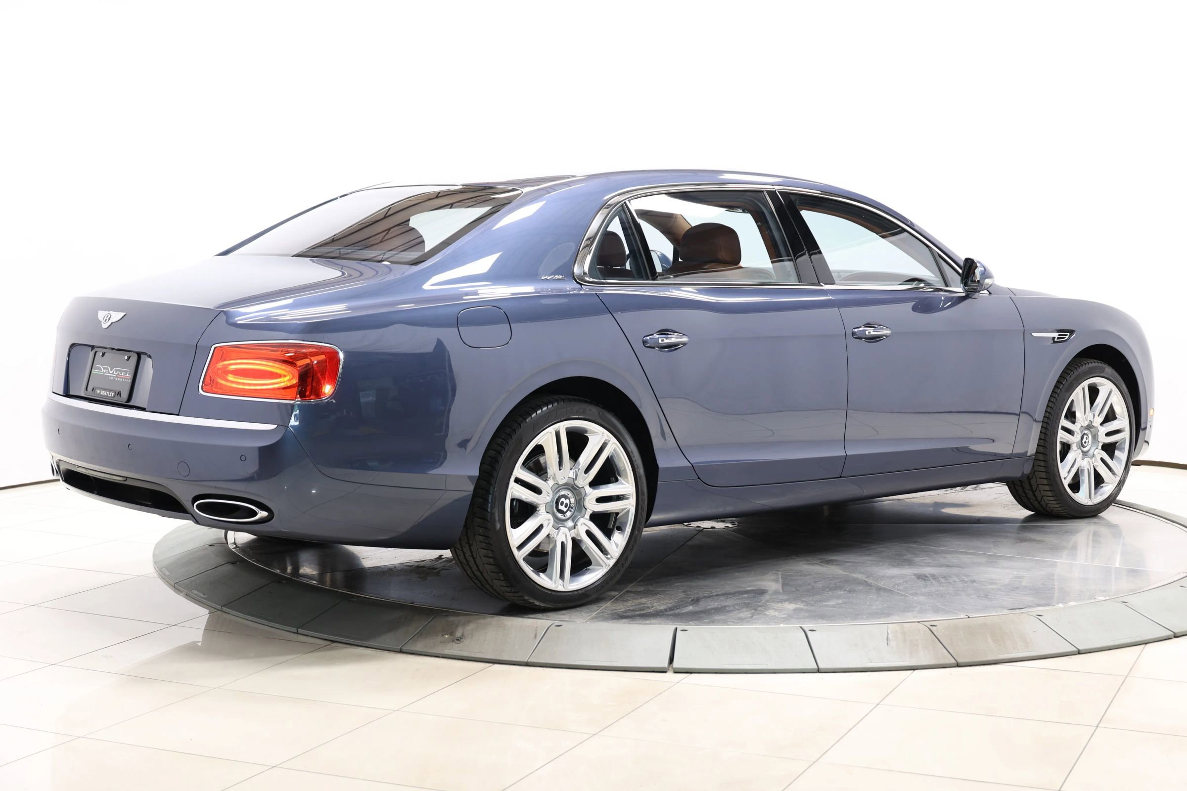 Used 2016 Bentley Flying Spur W12 AWD/4WD image 4
