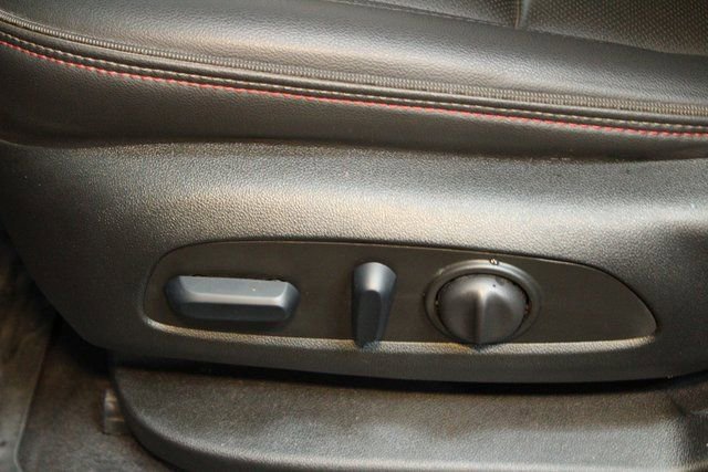 Used 2024 Chevrolet Traverse RS image 21