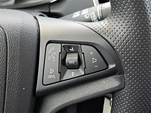 Used 2020 Chevrolet Trax LT image 17