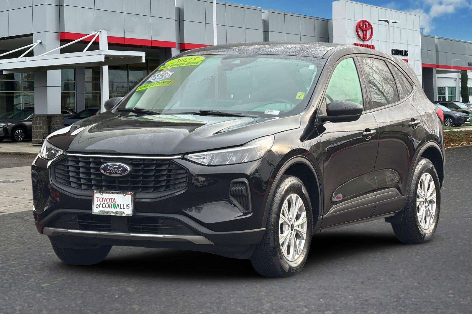 Used 2025 Ford Escape Active image 8