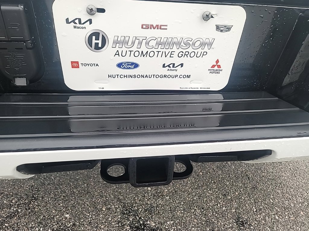 Used 2025 GMC Sierra EV Denali AWD/4WD image 14