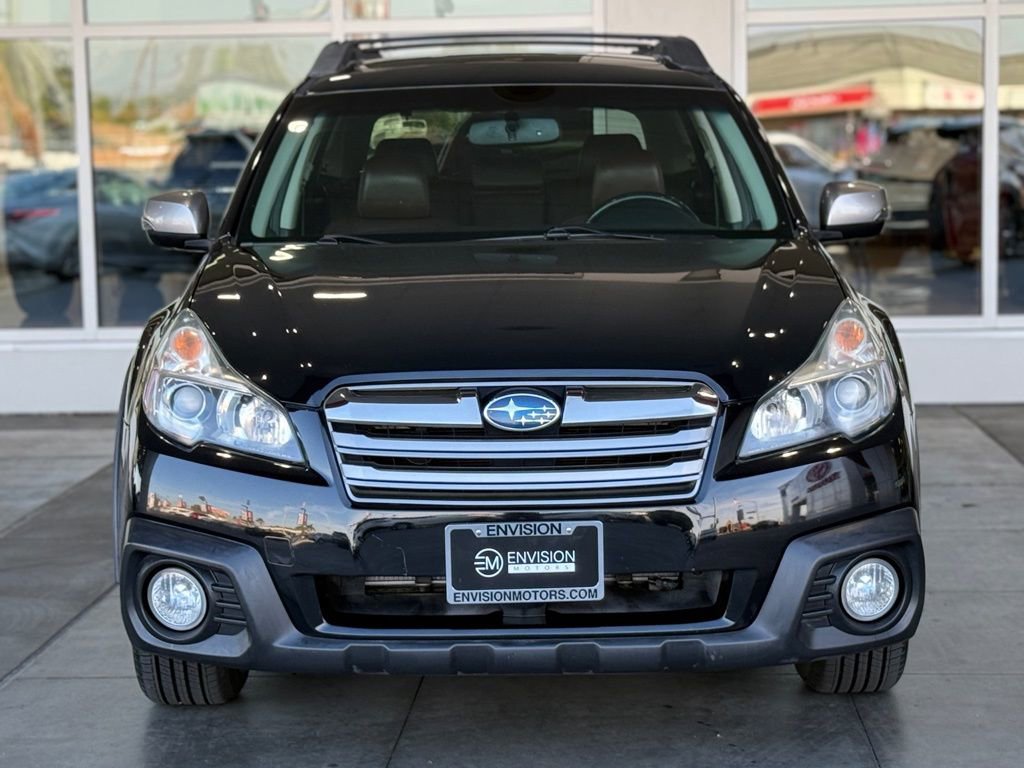Used 2013 Subaru Outback 2.5i Limited w/ Special Appearance Pkg image 4