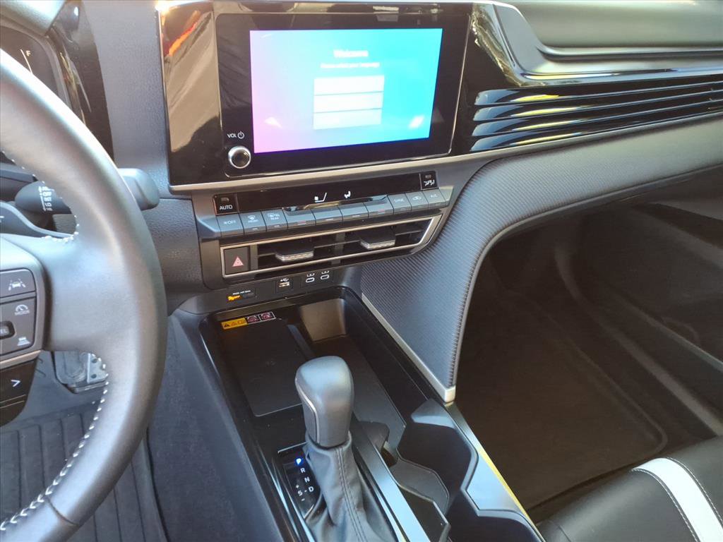 Certified 2025 Toyota Camry SE w/ Convenience Package image 35