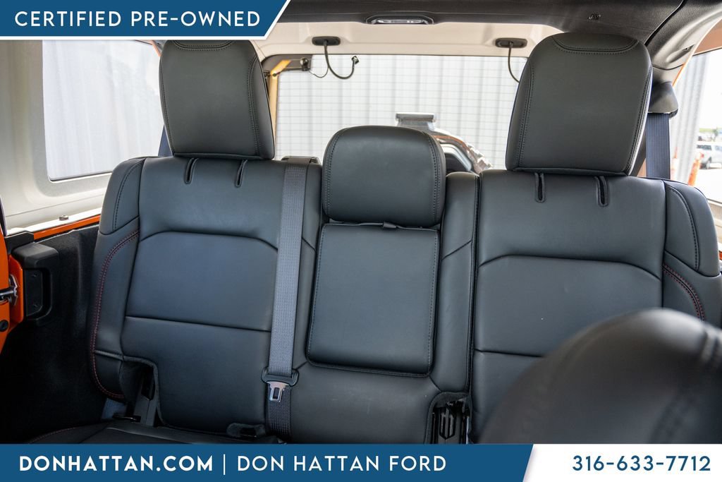 Used 2025 Jeep Wrangler Unlimited Rubicon w/ Convenience Group AWD/4WD image 20