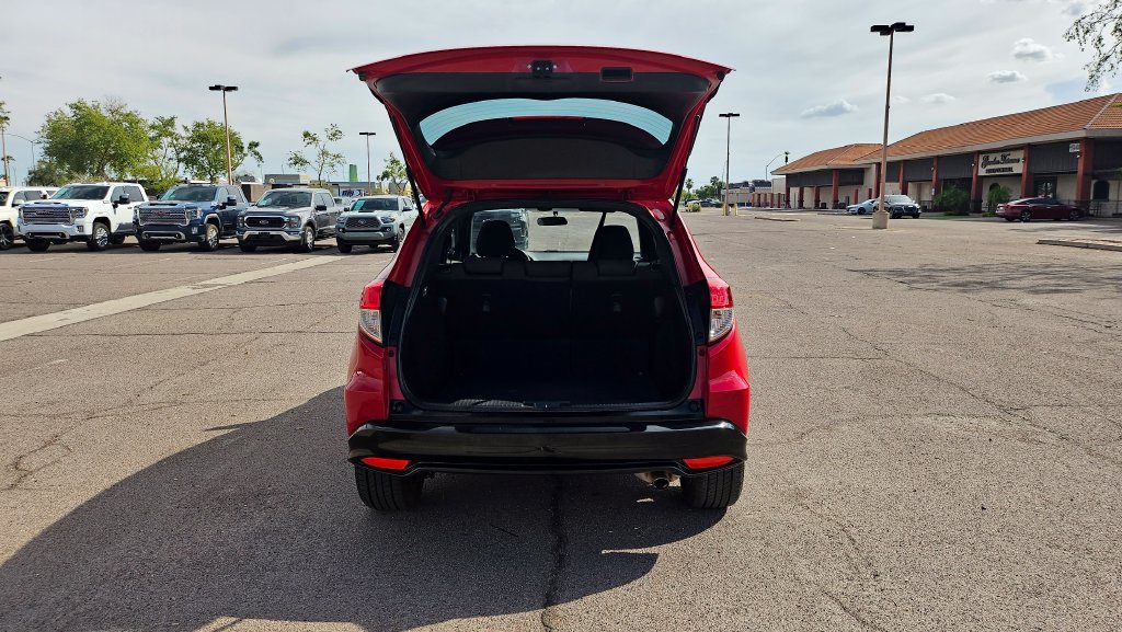 Used 2020 Honda HR-V Sport image 12