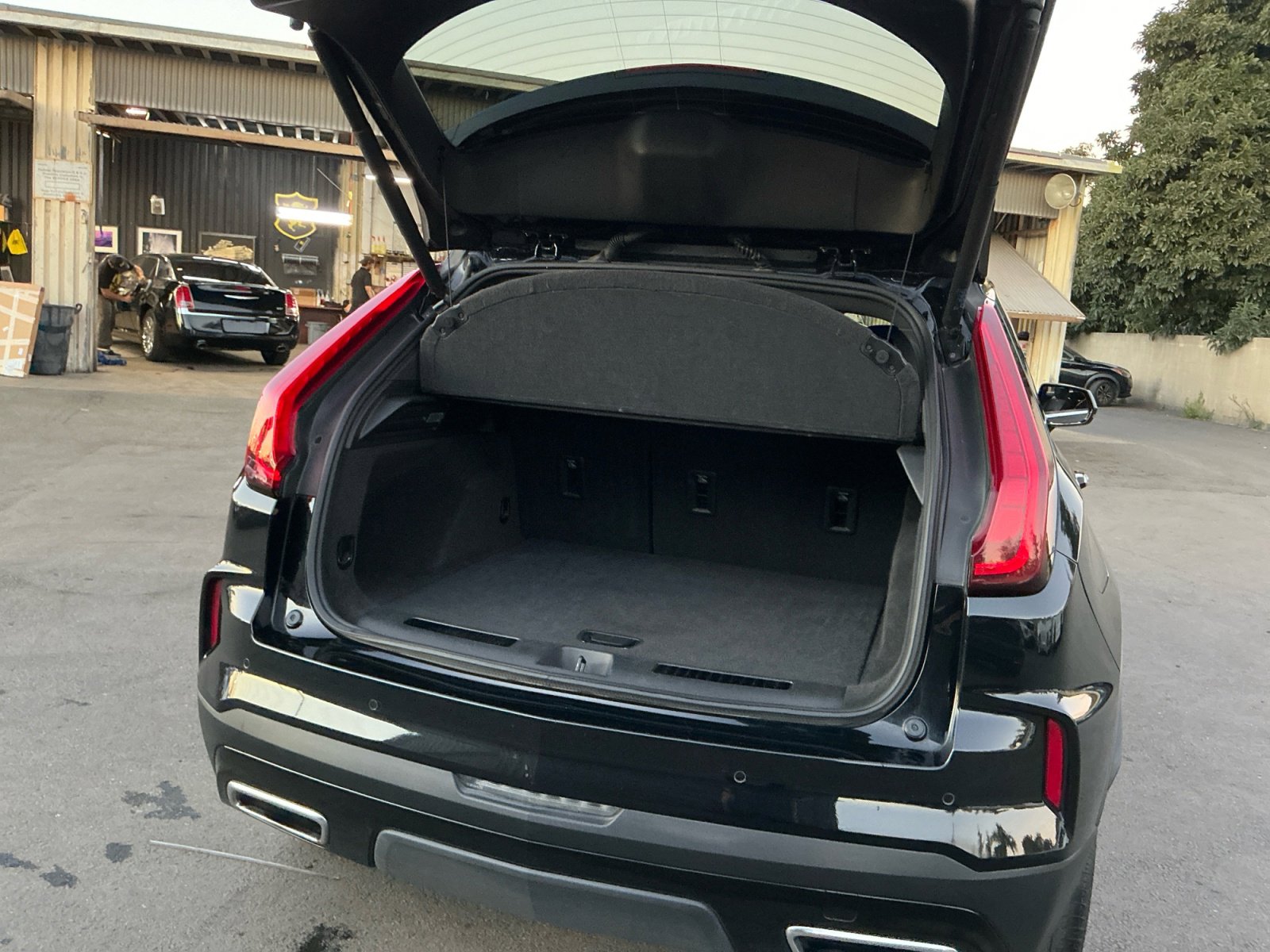 Used 2024 Cadillac XT4 Premium Luxury image 27