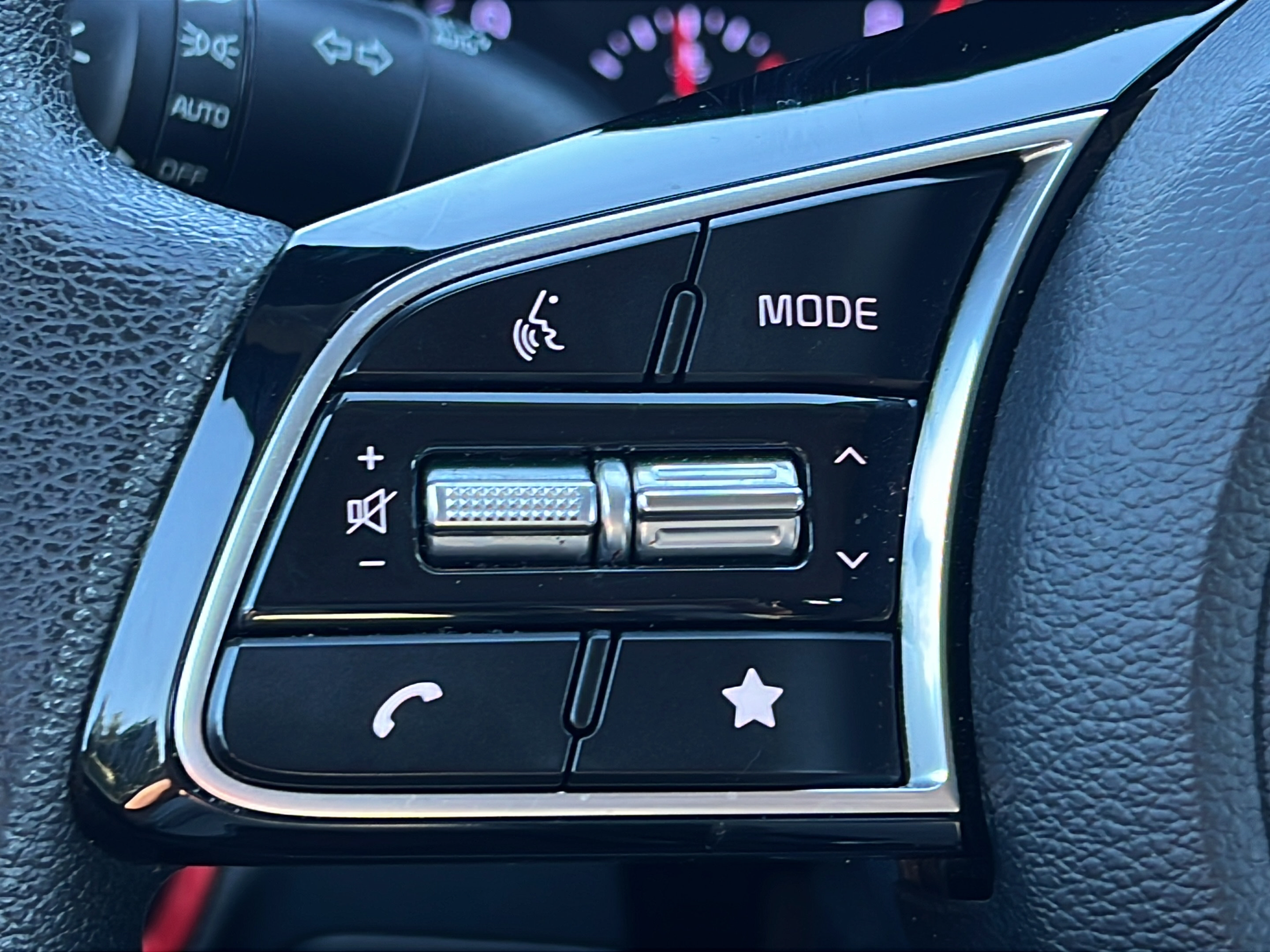 Certified 2023 Kia Forte LXS w/ LXS Technology Package FWD image 17
