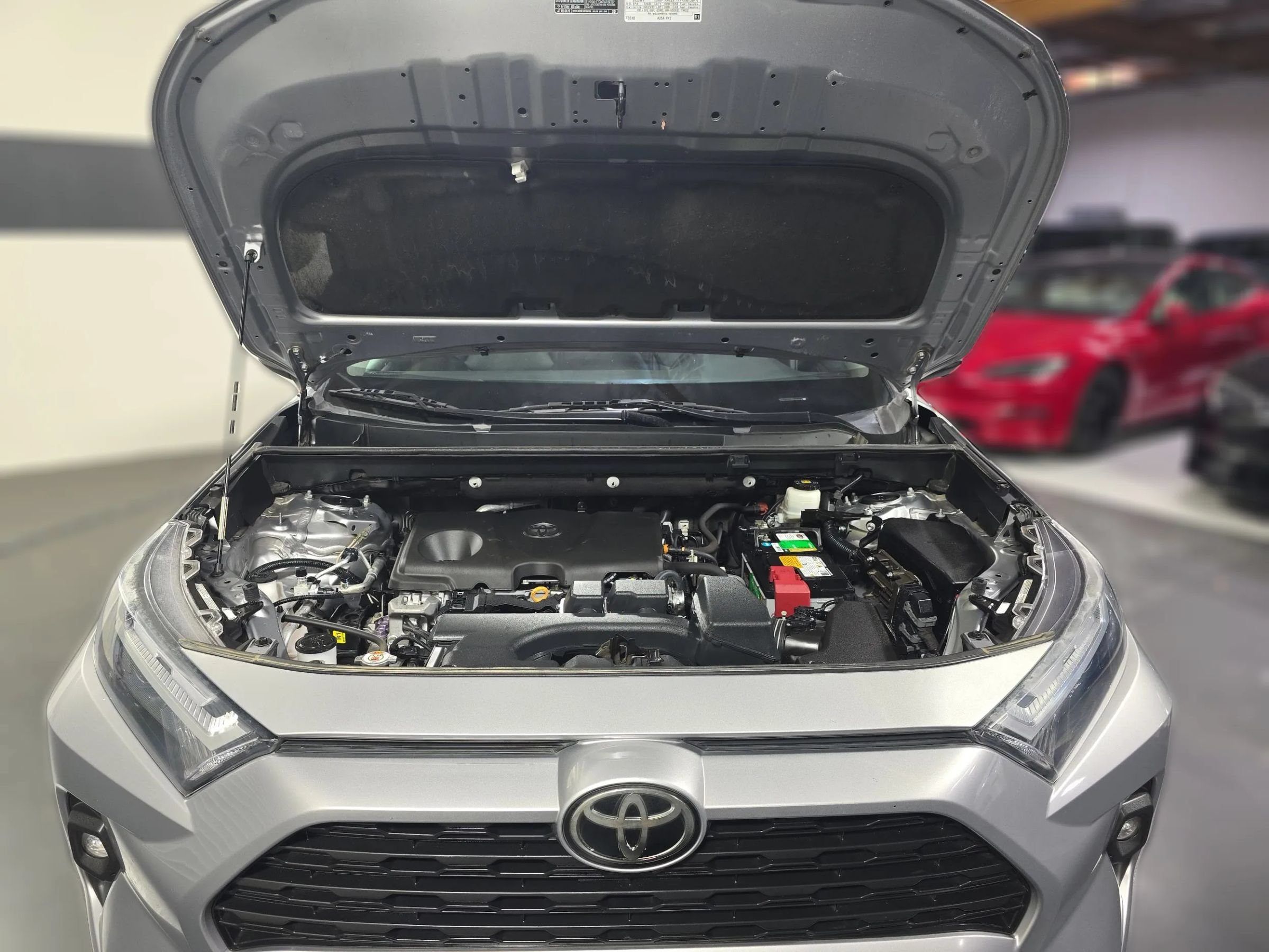 Used 2022 Toyota RAV4 XLE Premium FWD image 16