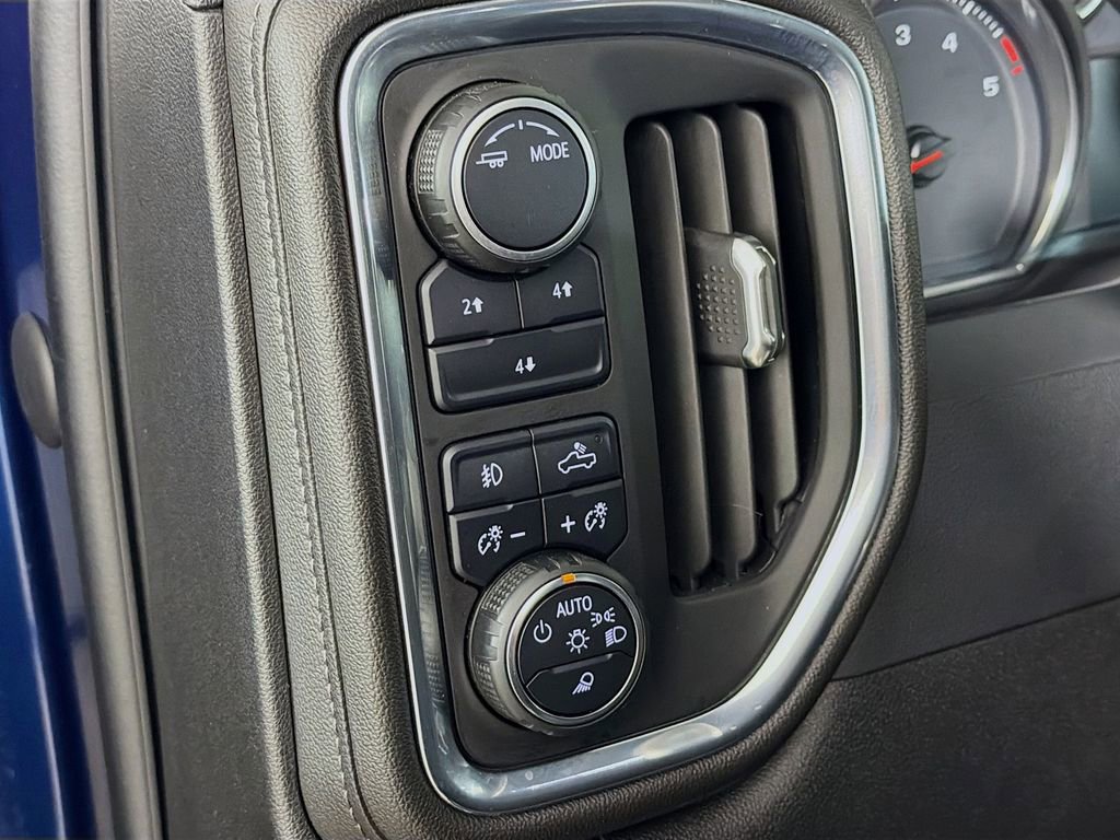 Used 2022 Chevrolet Silverado 2500 LT w/ Z71 Sport Edition AWD/4WD image 11