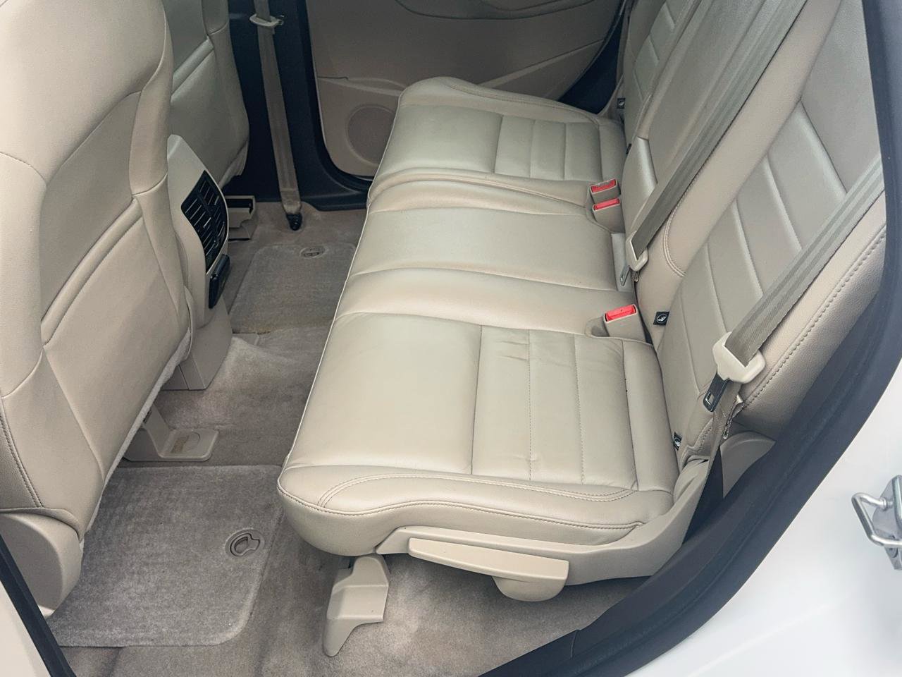 Used 2015 Ford C-MAX Energi SEL w/ Equipment Group 301A image 42