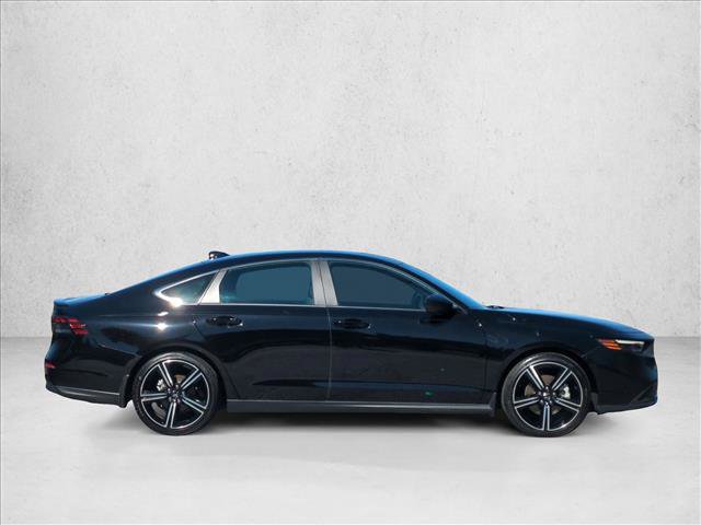Used 2023 Honda Accord Sport image 4
