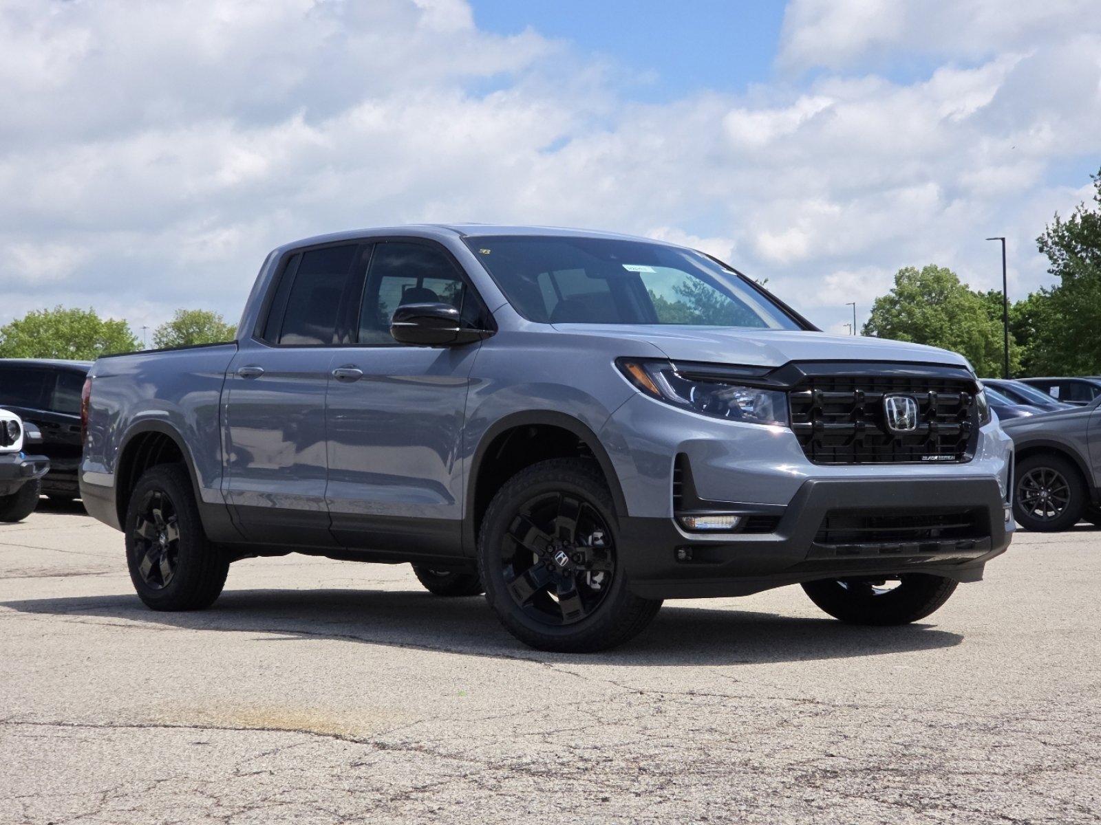 New 2026 Honda Ridgeline Black Edition image 2