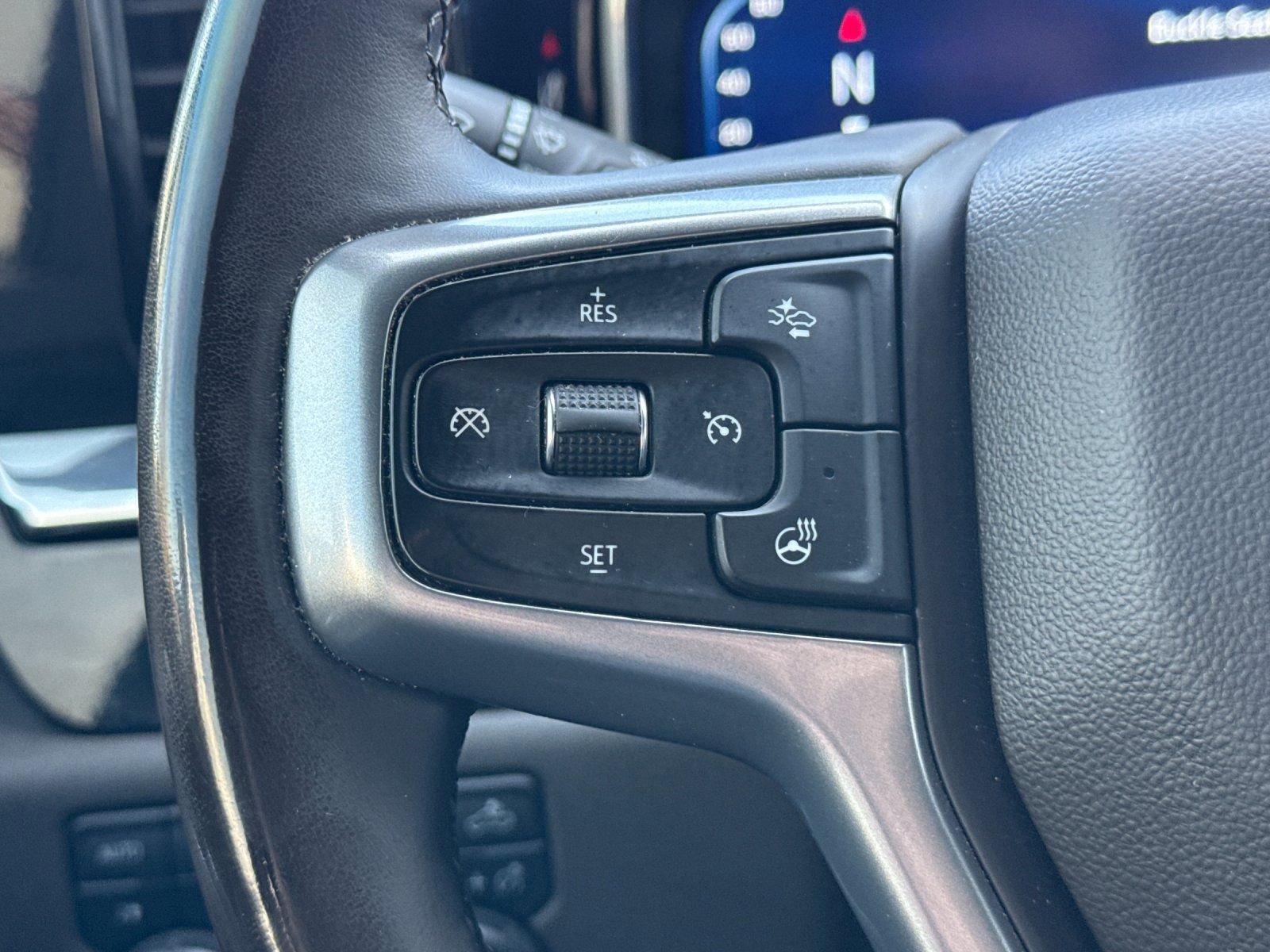 Used 2024 Chevrolet Silverado 3500 LTZ w/ LTZ Convenience Package image 28