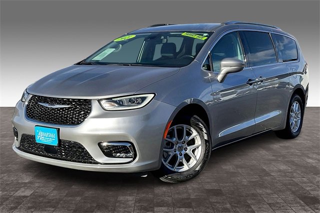 Used 2021 Chrysler Pacifica Touring-L image 1