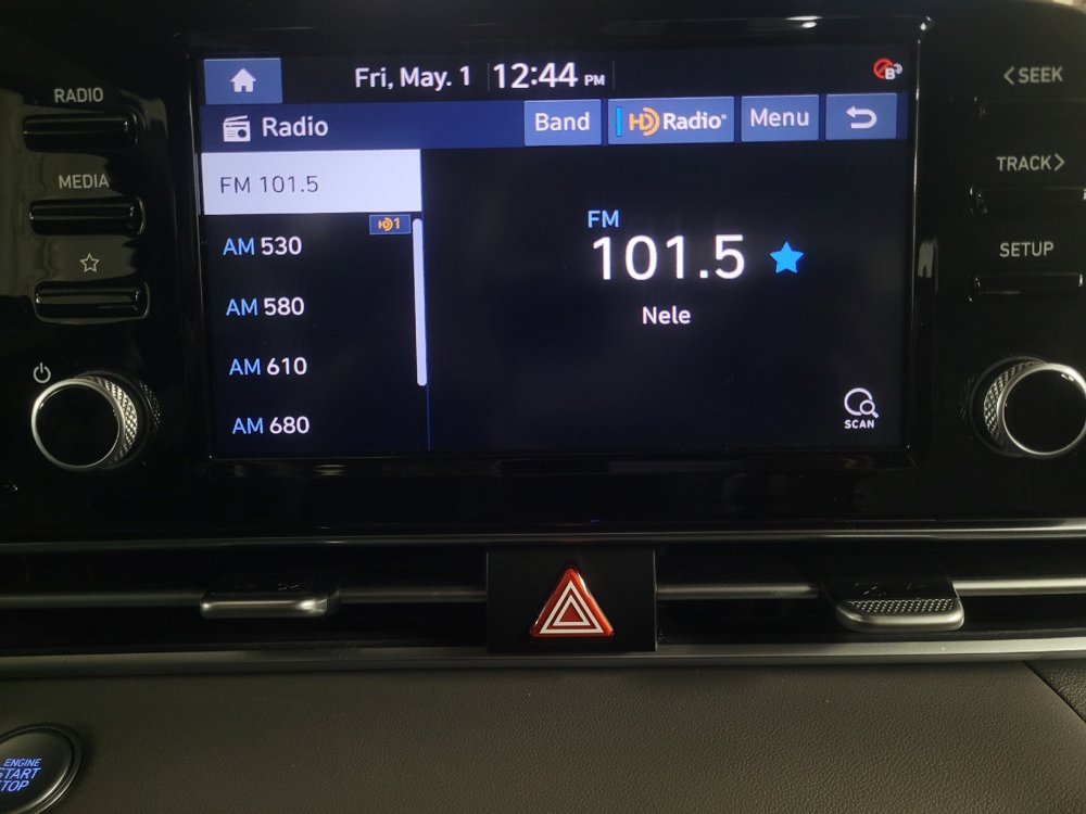 Used 2022 Hyundai Elantra SEL w/ Convenience Package FWD image 25