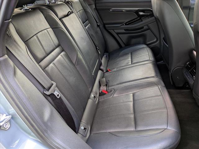 Used 2021 Land Rover Range Rover Evoque R-Dynamic SE image 21