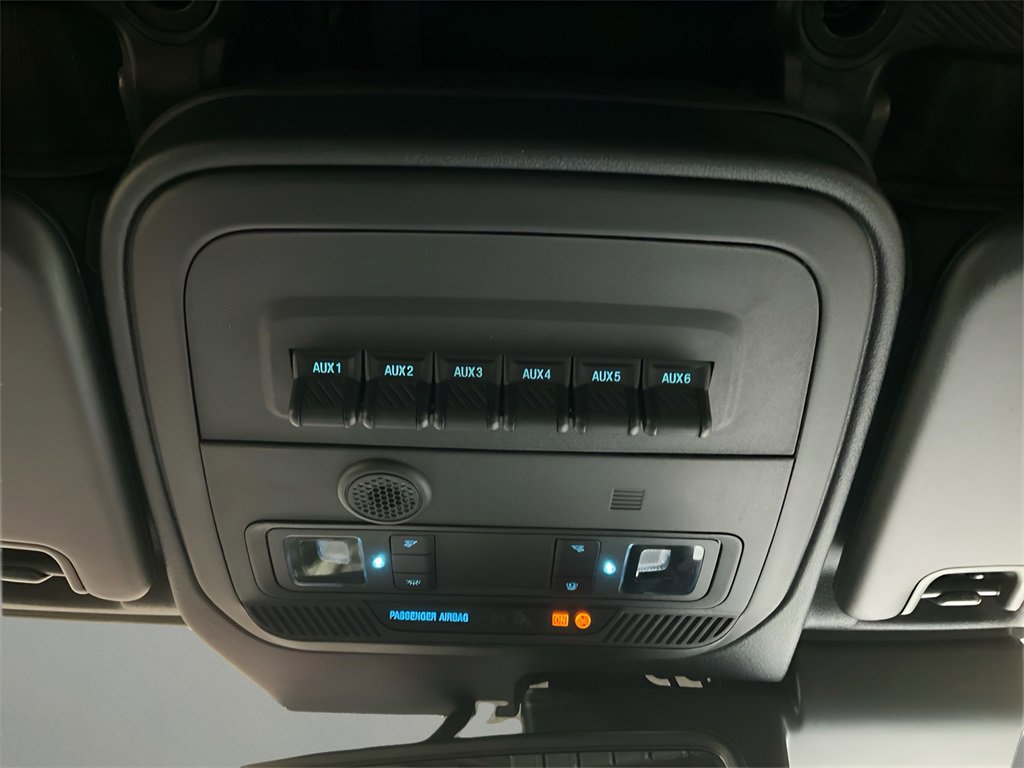 Used 2025 Ford Bronco Badlands image 29