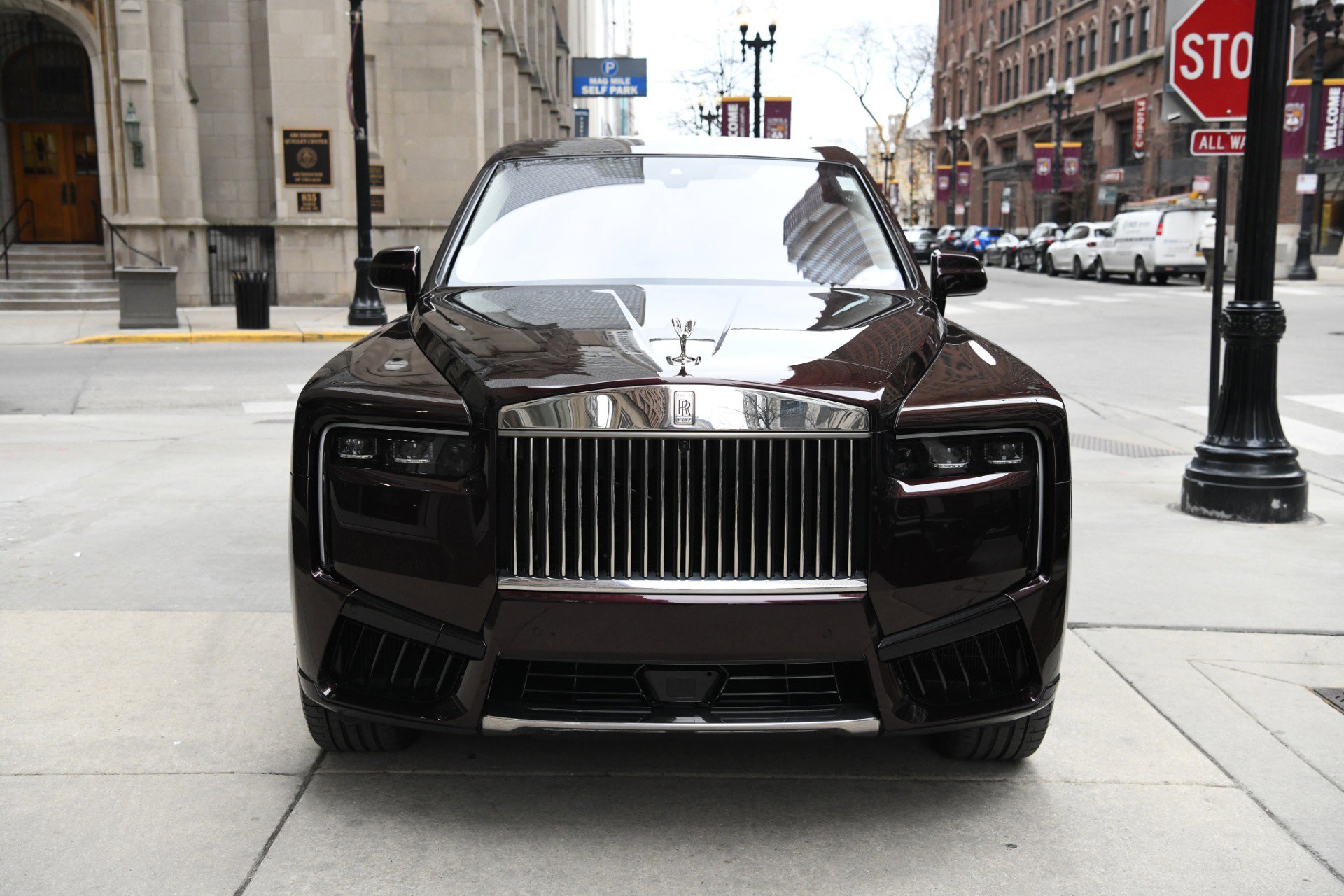 New 2025 Rolls-Royce Cullinan image 2