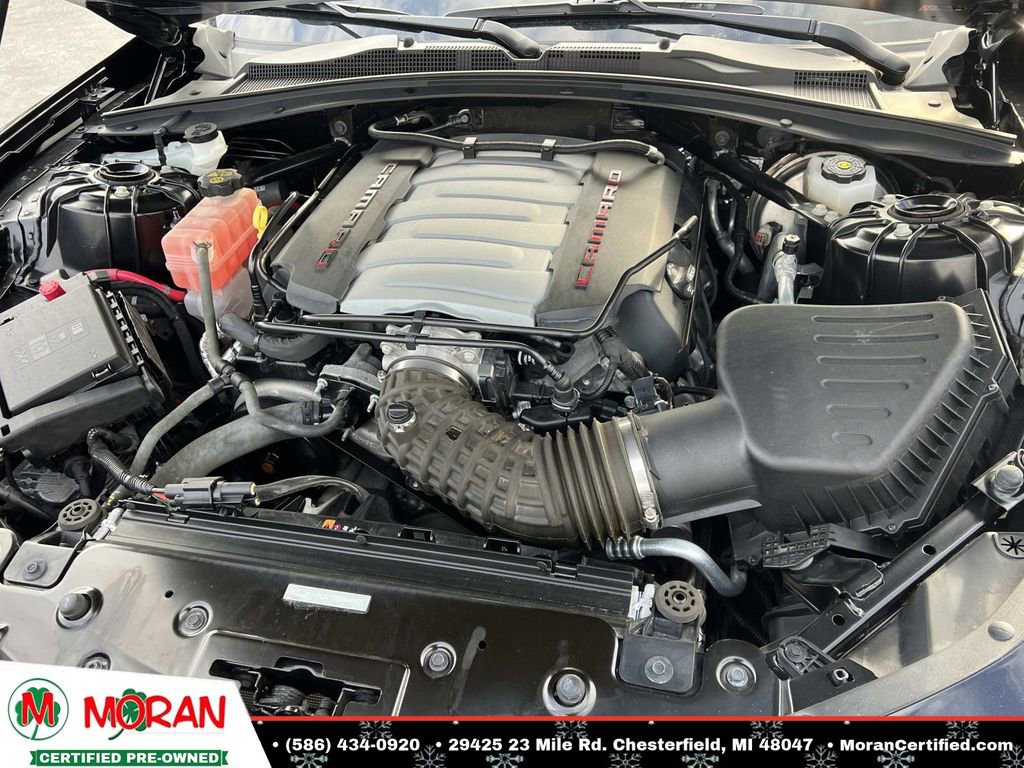 Used 2022 Chevrolet Camaro LT w/ Technology Package image 12