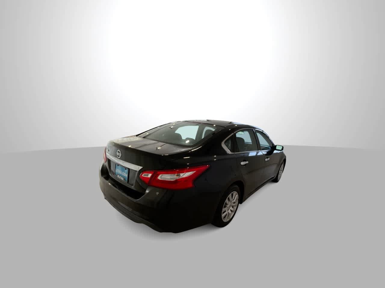 Used 2016 Nissan Altima 2.5 S w/ Power Driver Seat Package FWD image 8