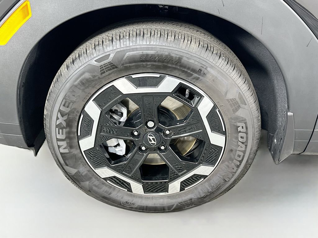 Used 2026 Hyundai Santa Fe SEL FWD image 30