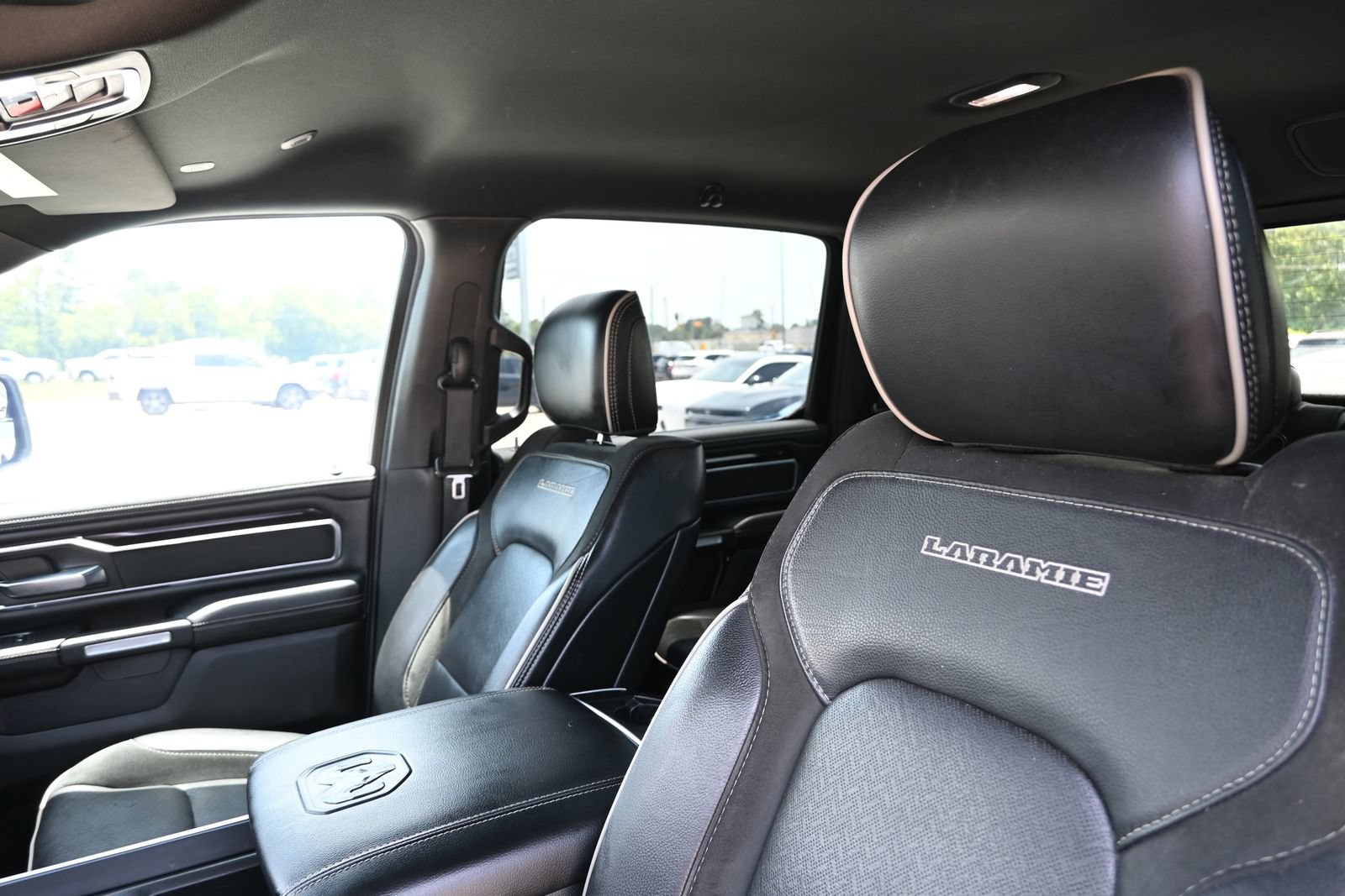 Used 2019 RAM 1500 Laramie RWD image 12
