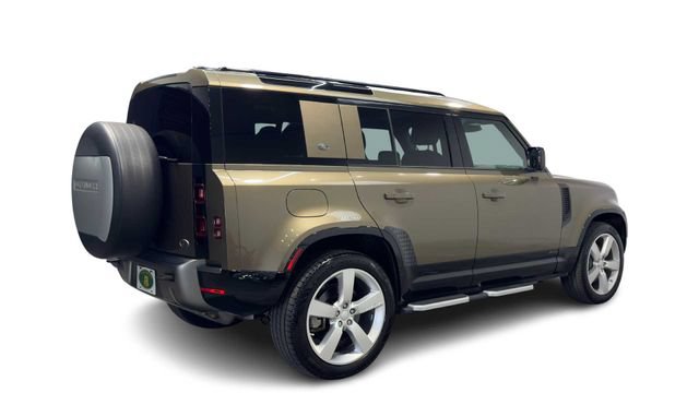 Used 2021 Land Rover Defender 110 X-Dynamic SE AWD/4WD image 2