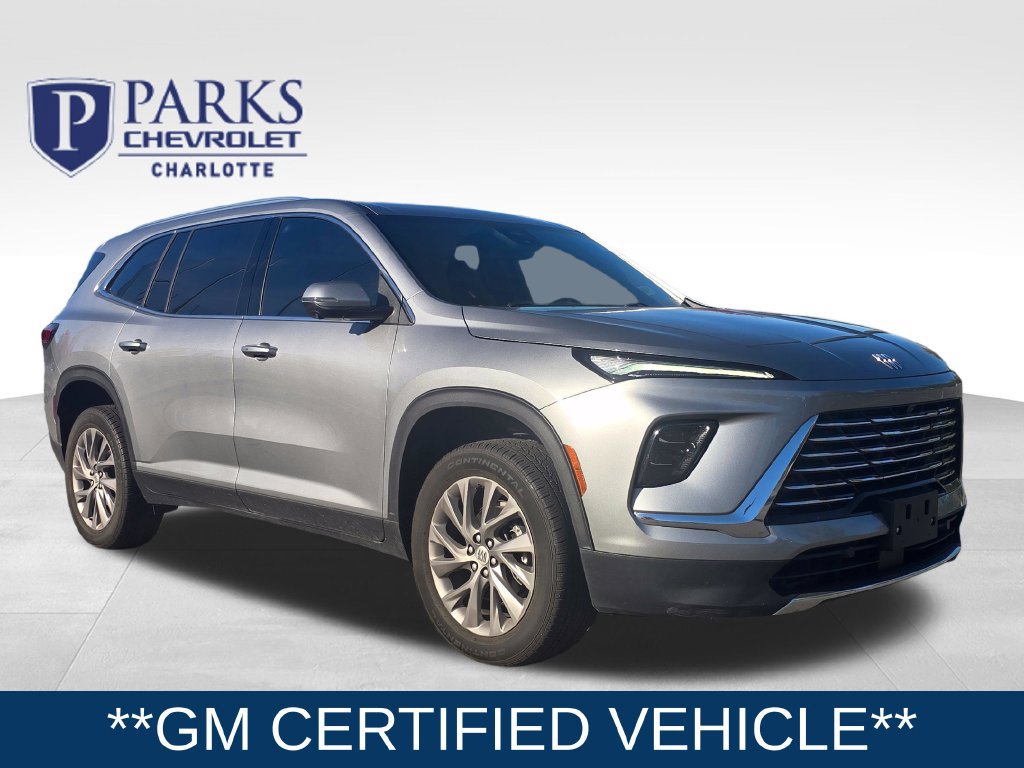 Used 2025 Buick Enclave Preferred FWD image 1