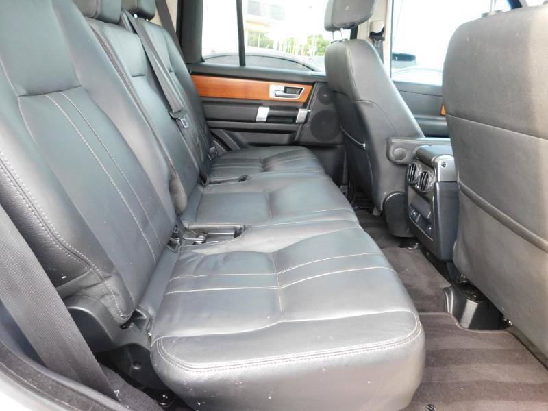 Used 2016 Land Rover LR4 HSE AWD/4WD image 30
