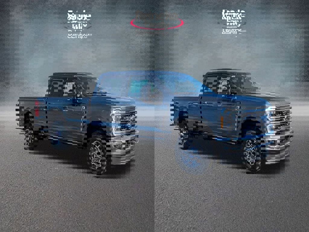 New 2026 Ford F250 Lariat w/ FX4 Off-Road Package image 3