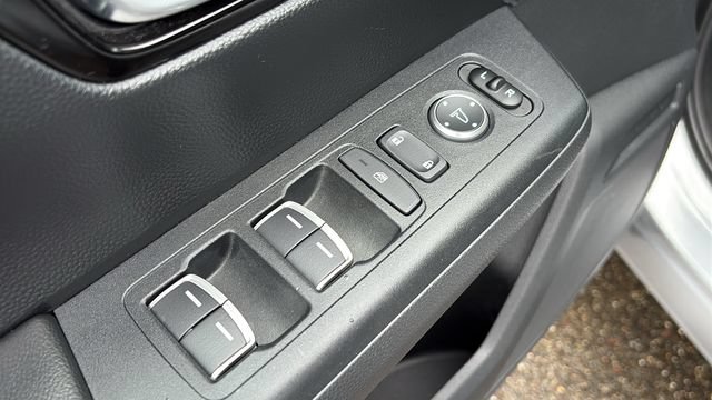 Used 2024 Honda CR-V EX-L image 9