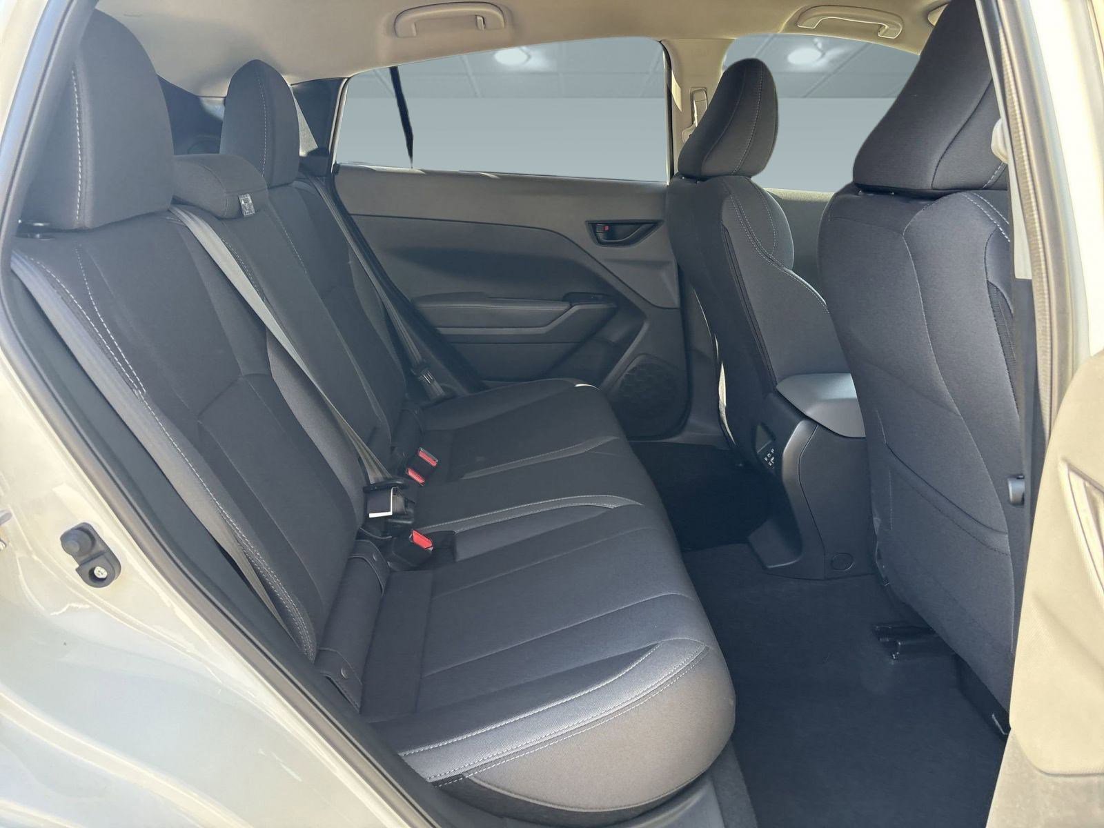 Used 2025 Subaru Crosstrek 2.0i Premium image 24