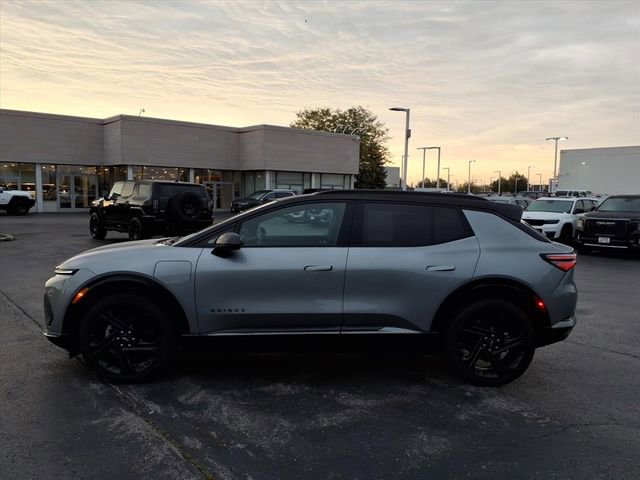Used 2024 Chevrolet Equinox EV RS image 12