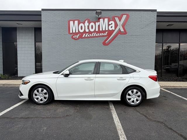 Used 2023 Honda Civic LX image 1