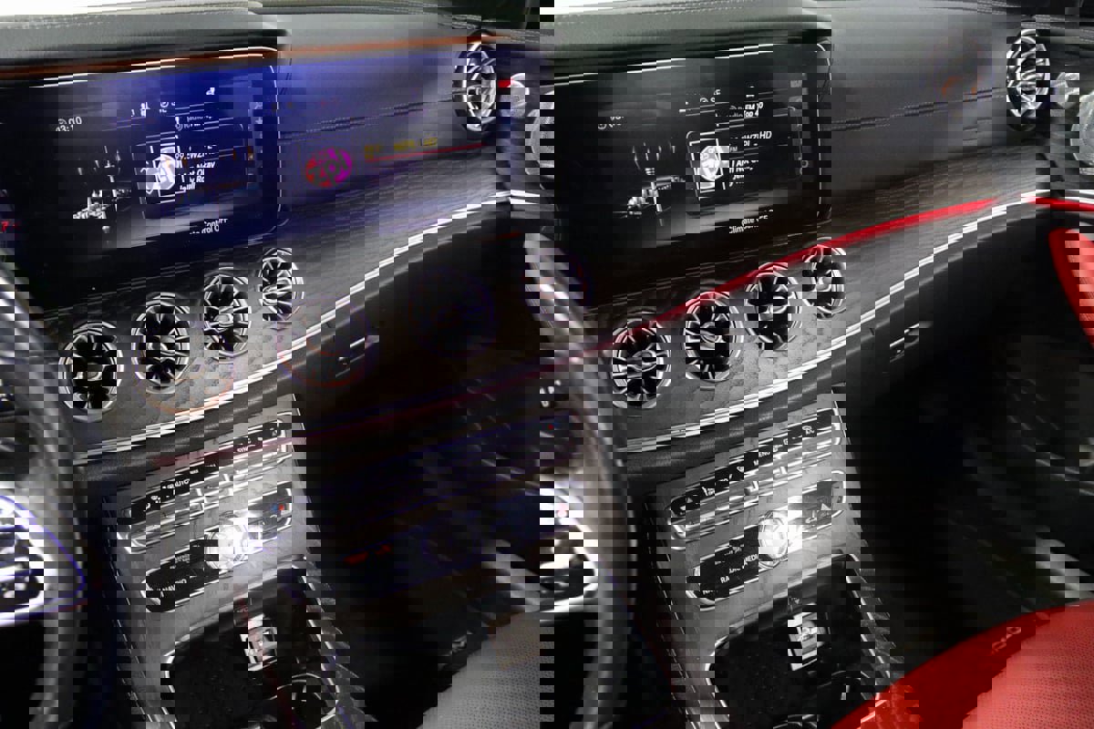 Used 2020 Mercedes-Benz E 450 Cabriolet image 55